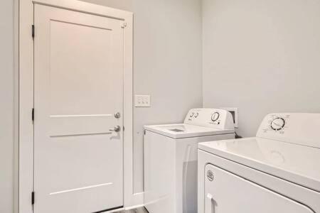 Villa New Build 5 Min To Broadway Sleeps 10 Nashville Exterior foto